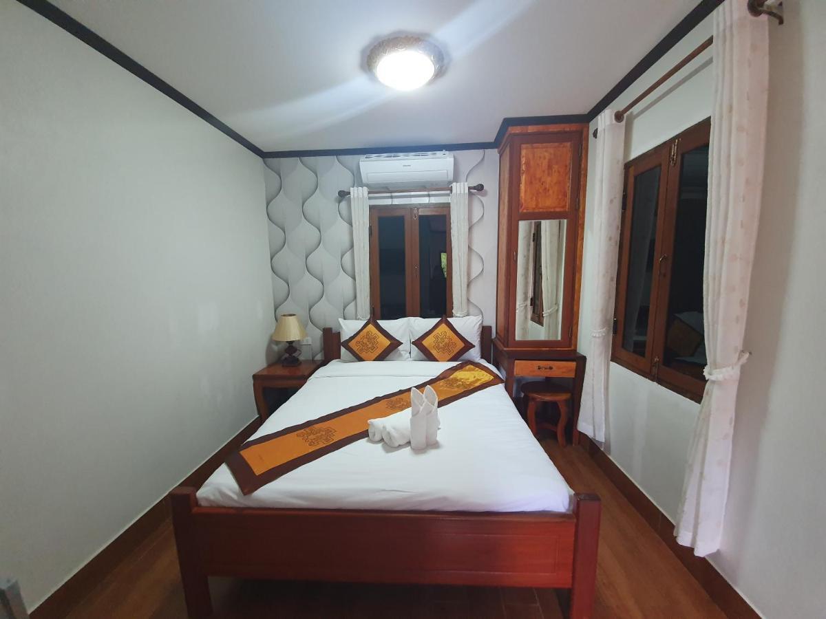 Ananta Villa Luang Prabang Extérieur photo